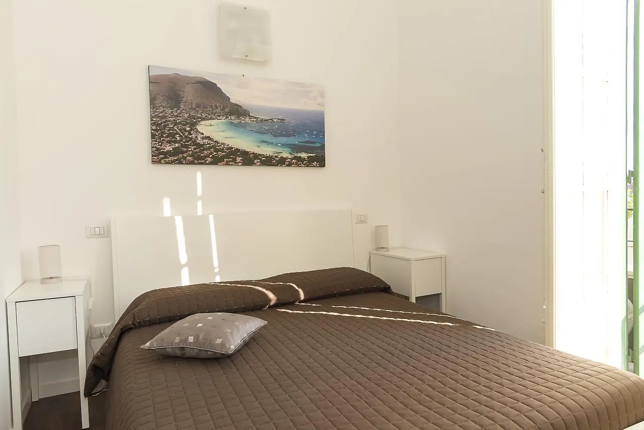 Ai Lattarini House Bed & Breakfast Palermo